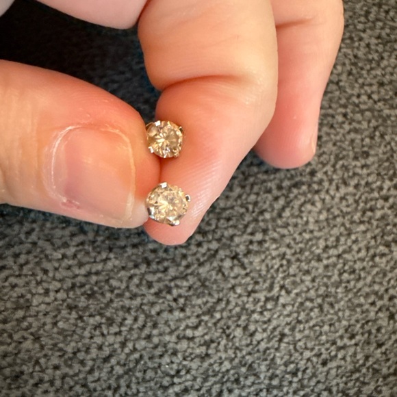 Jewelry - Delicate Yellow Diamond Stud Earrings | Real Gold Settings